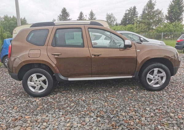 Dacia Duster cena 27990 przebieg: 108251, rok produkcji 2011 z Lubycza Królewska małe 742